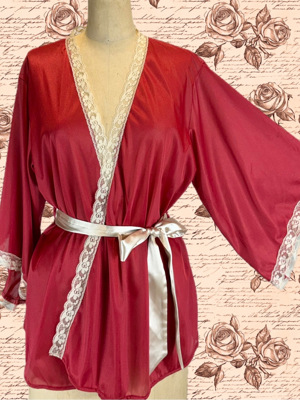 VINTAGE 70s lingerie wrap bed jacket open Peignoir mini robe lace nylon boudoir‎
